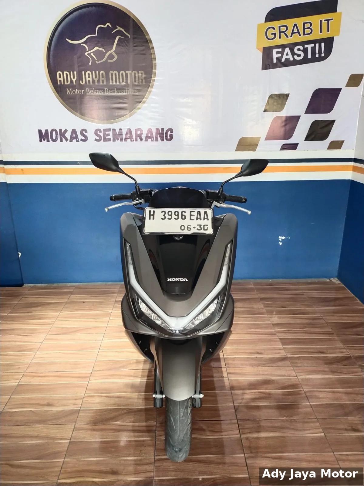 HONDA PCX 2025